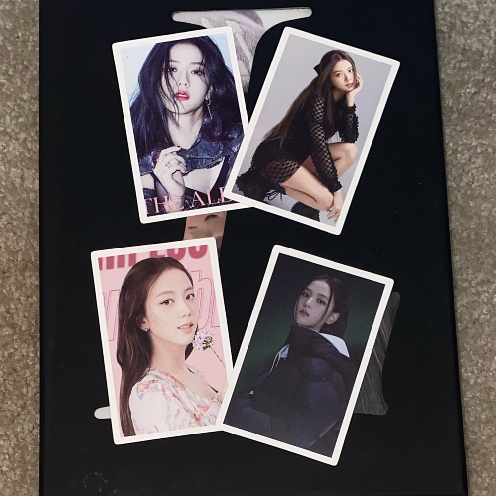 BLACKPINK JISOO LOMO photocards
